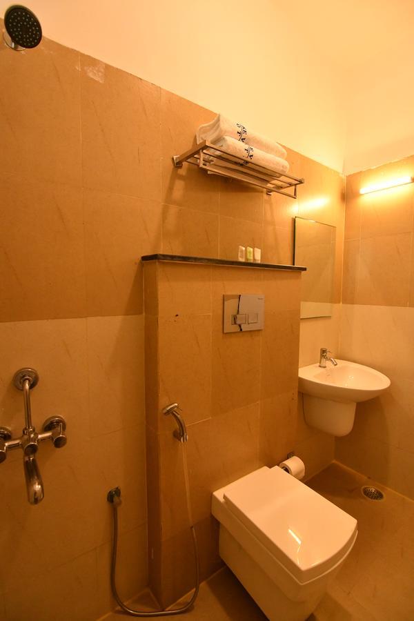 Lake View Hotel Madurai Exterior photo