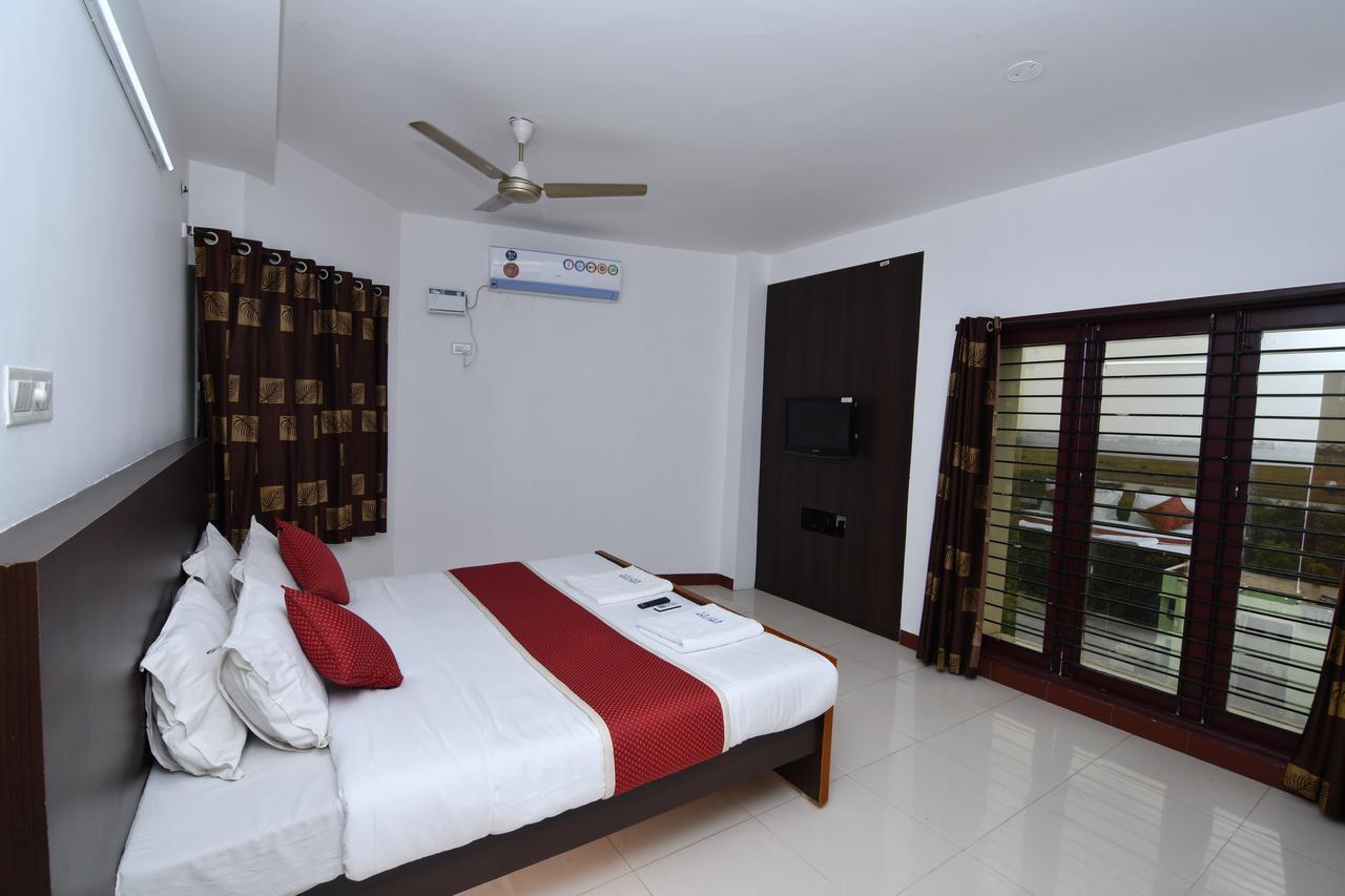 Lake View Hotel Madurai Exterior photo