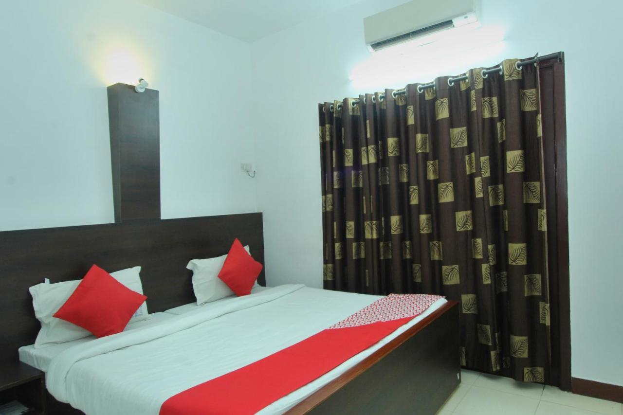 Lake View Hotel Madurai Exterior photo